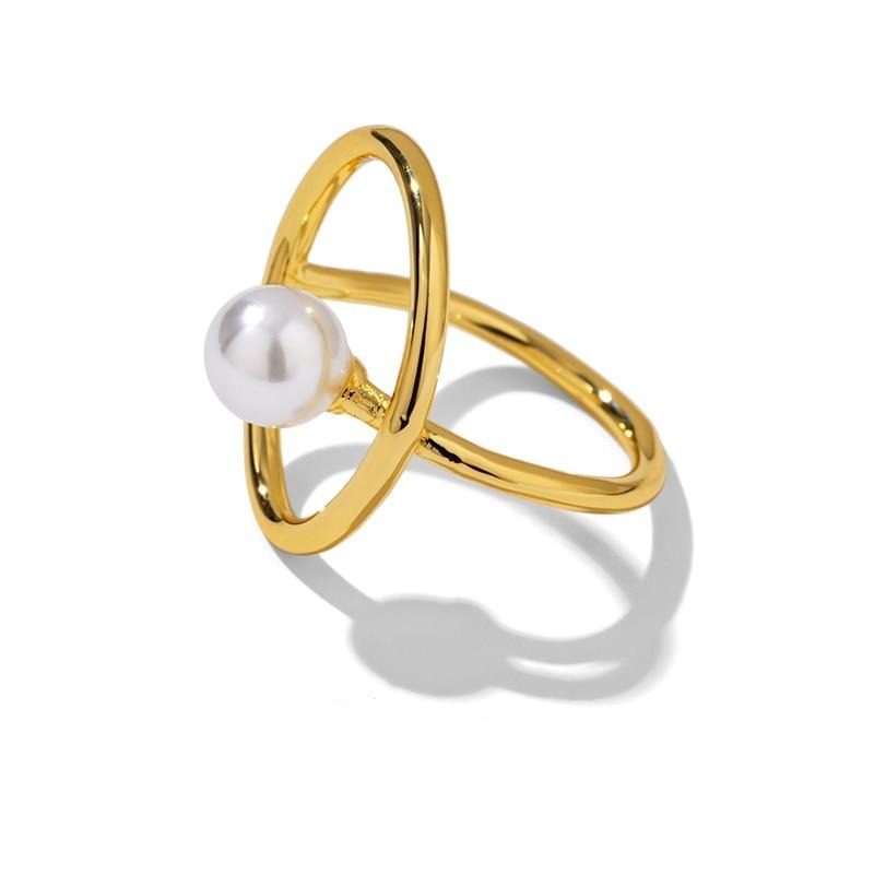Cleo Pearl Ring